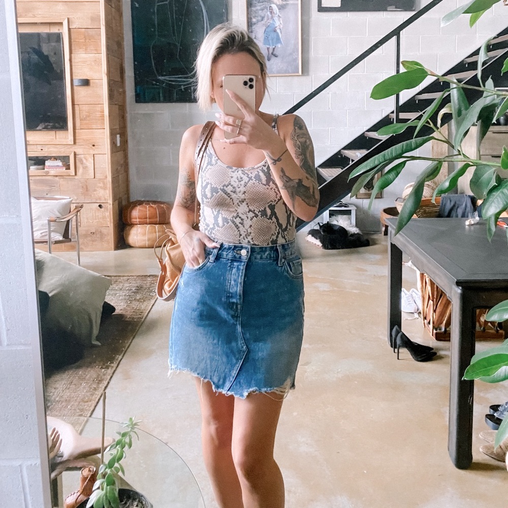 Cute denim mini skirt